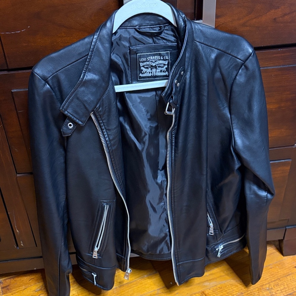 Levi's Black Bomber Jacket - Picture 4 of 9